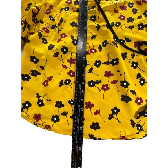 BCBG Generation Yellow Floral Wrap Blouse Top M Medium Tie Cuffs *READ - Picture 7 of 9